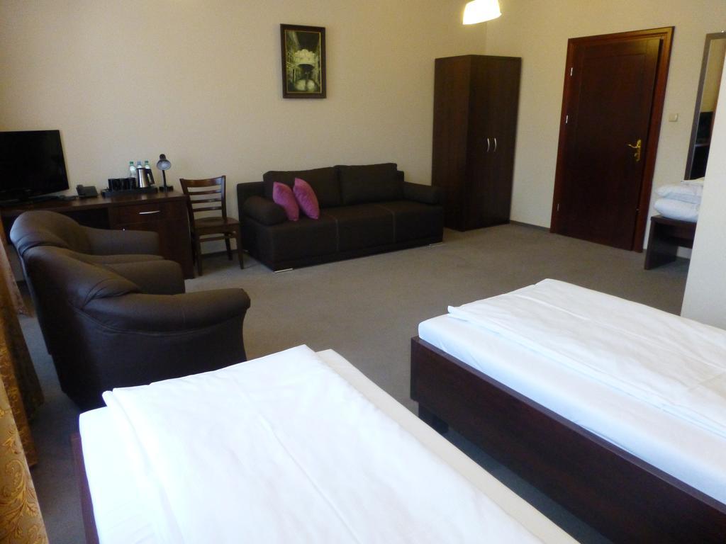 Hotel Cesarski - Kaiserhof Giżycko Εξωτερικό φωτογραφία