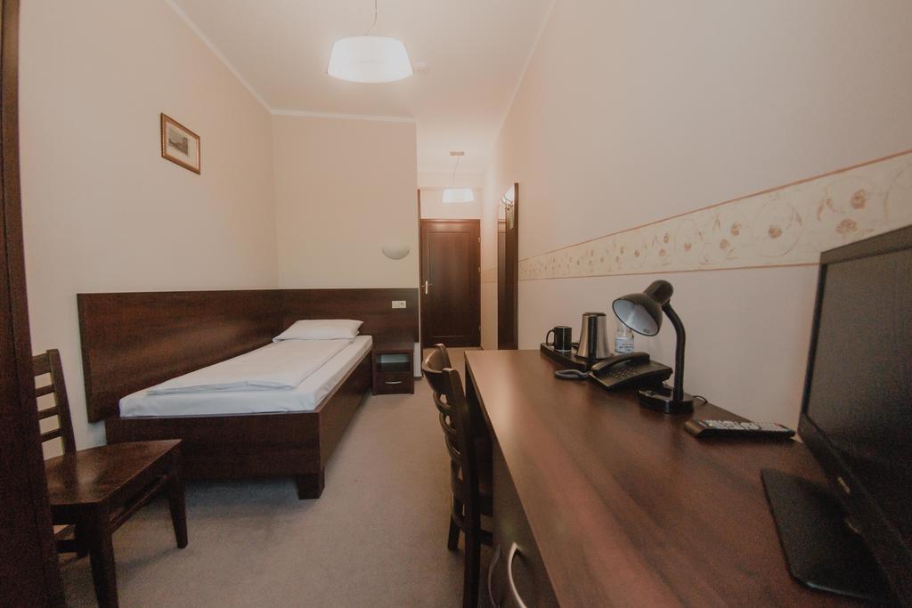 Hotel Cesarski - Kaiserhof Giżycko Εξωτερικό φωτογραφία